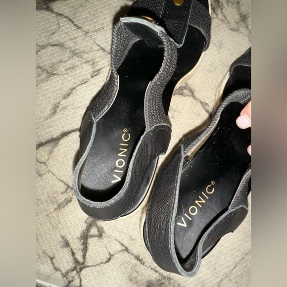 Vionic women’s Calera Espadrille Wedge Sandal black 10 vacation spring summer - Picture 9 of 9